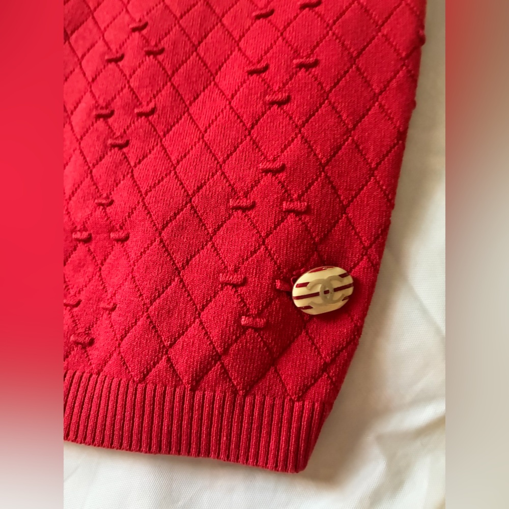 CHANEL 2014 Spring Red Textured Knit 2-Piece Skirt Suit Set - Picture 15 of 15